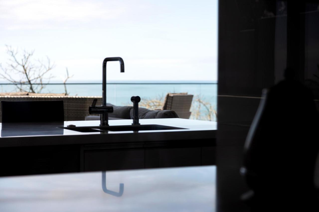Oakura Beach Front Apartments Eksteriør billede