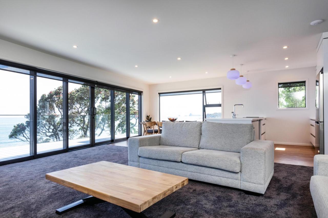 Oakura Beach Front Apartments Eksteriør billede
