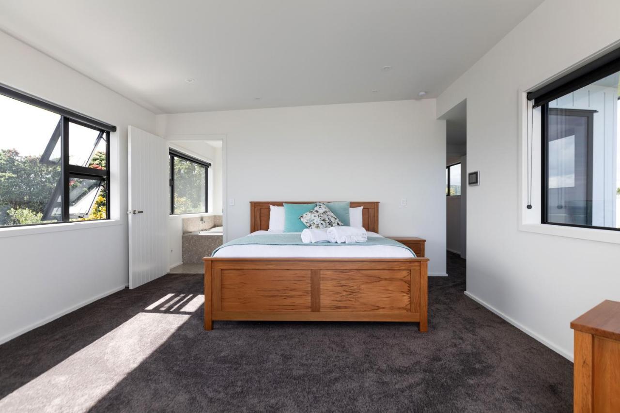 Oakura Beach Front Apartments Eksteriør billede